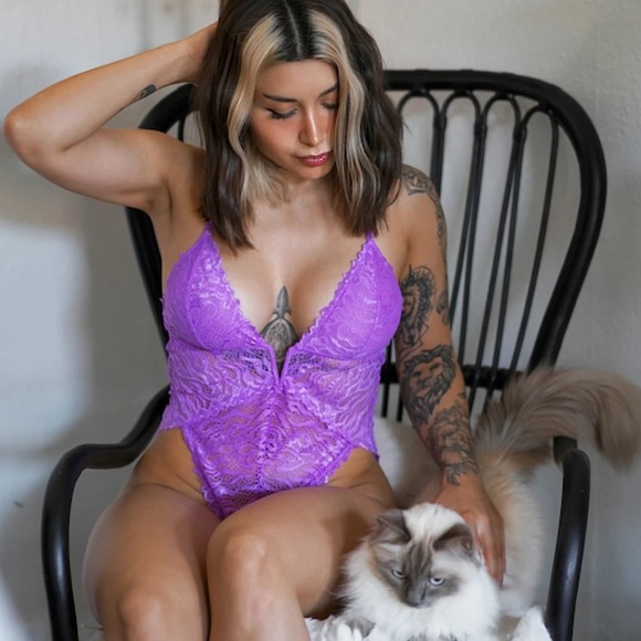 Savage X Fenty Purple Mist Fast Lane Lace Teddy - Picture 6 of 15